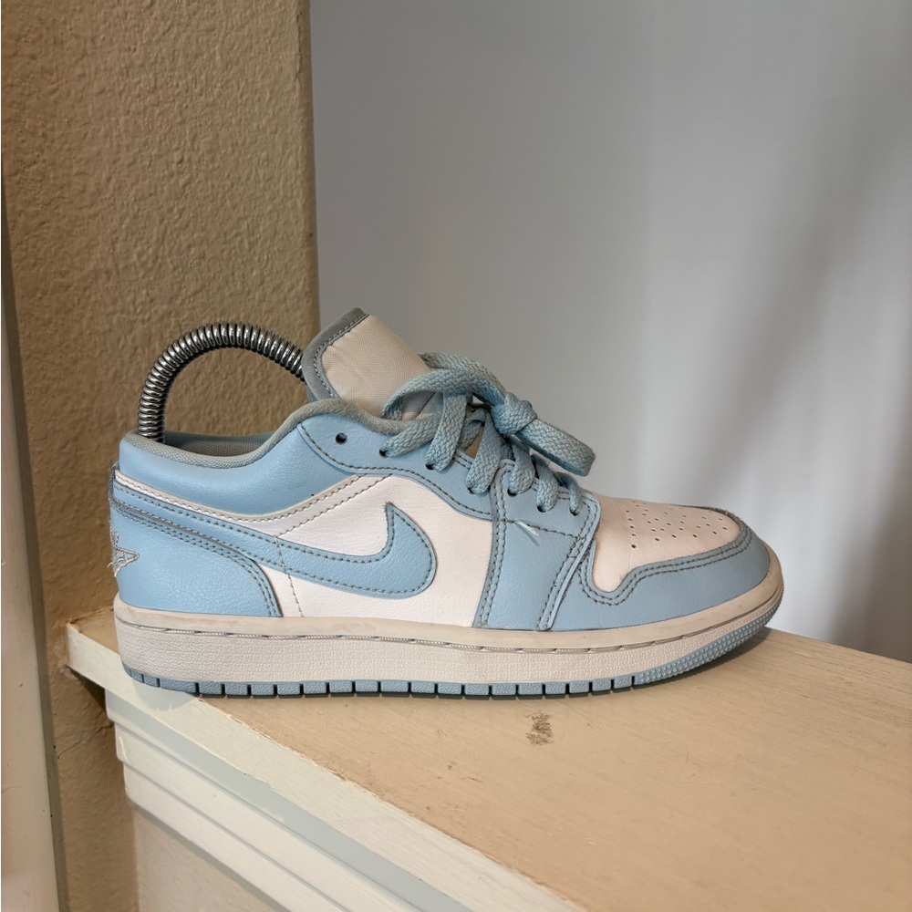 Nike Air Jordan 1 Low White/Ice Blue Shoes DC0774-141 Womens 5.5 Youth 4Y - Picture 4 of 9